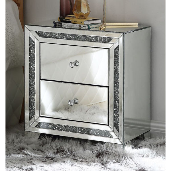 ACME Noralie Mirrored & Faux Diamonds Accent Table Model 97647 - MONAVILLA