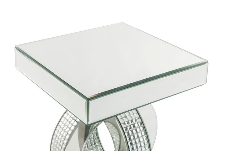 ACME Ornat Mirrored & Faux Diamonds Accent Table Model 97937 - MONAVILLA